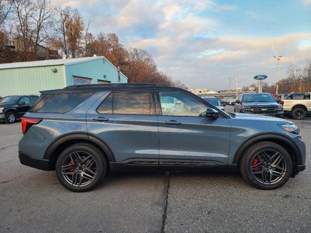 new 2025 Ford Explorer car, priced at $65,345