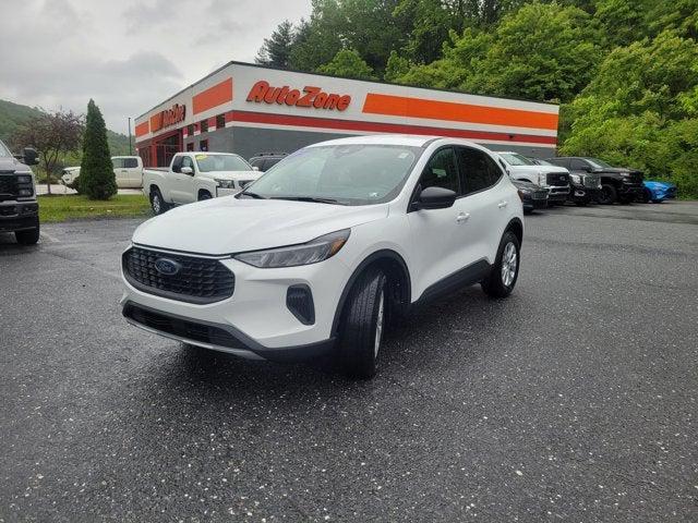 used 2025 Ford Escape car, priced at $30,278