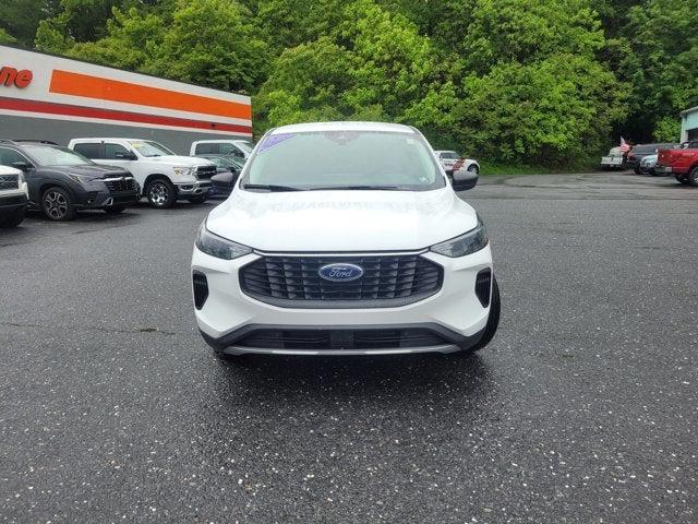 used 2025 Ford Escape car, priced at $30,278