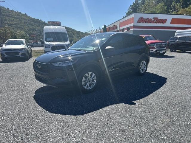 used 2025 Ford Escape car, priced at $29,995