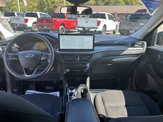 used 2025 Ford Escape car, priced at $29,995