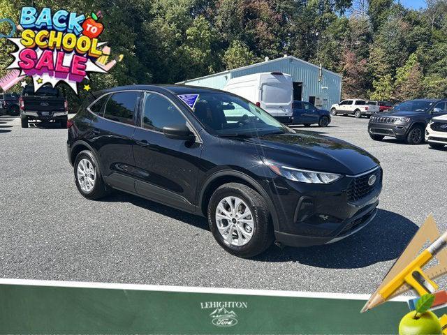 used 2025 Ford Escape car, priced at $29,995