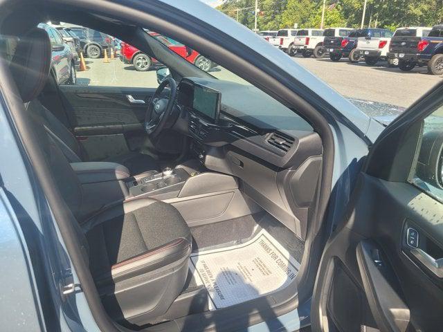 new 2025 Ford Escape car, priced at $33,685