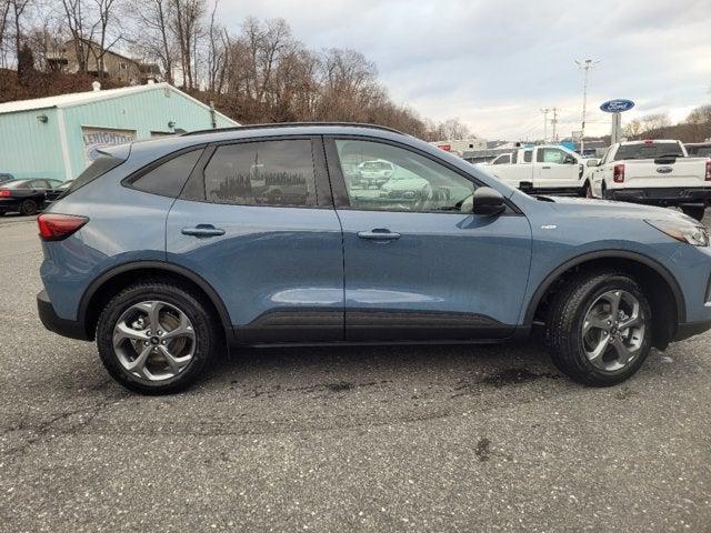 new 2025 Ford Escape car, priced at $33,975