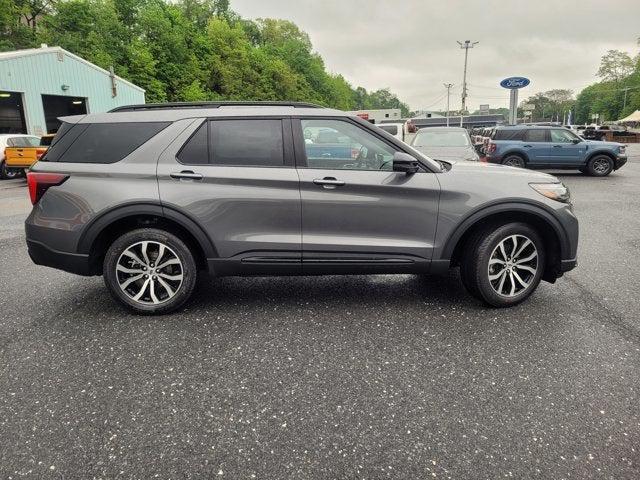 new 2025 Ford Explorer car, priced at $45,200