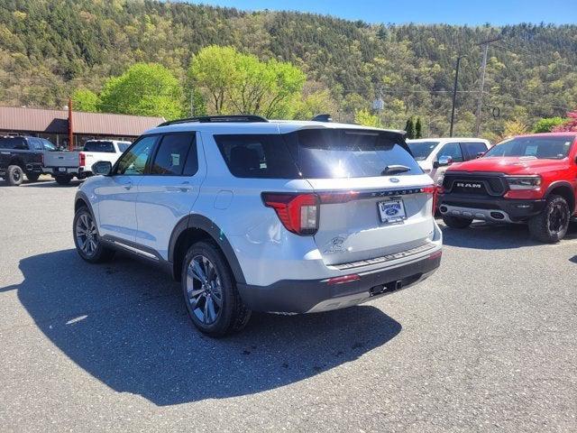 new 2025 Ford Explorer car, priced at $44,350