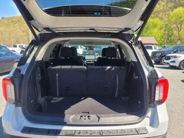 new 2025 Ford Explorer car, priced at $44,350