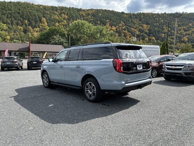 new 2025 Ford Expedition Max car, priced at $74,495
