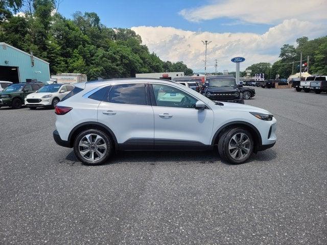 new 2025 Ford Escape car, priced at $37,495