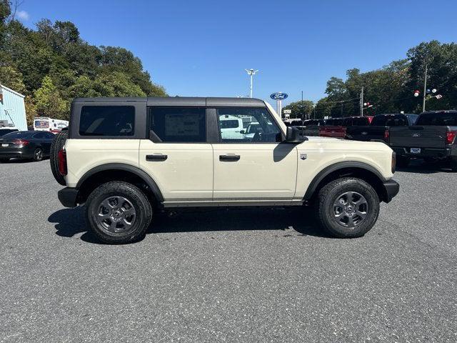 new 2025 Ford Bronco car, priced at $45,795