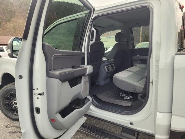 new 2025 Ford F-250 car, priced at $74,425