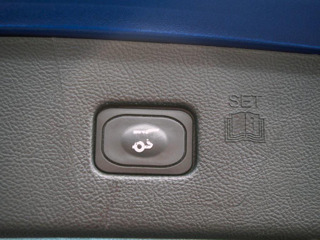 used 2022 Ford Edge car, priced at $25,948