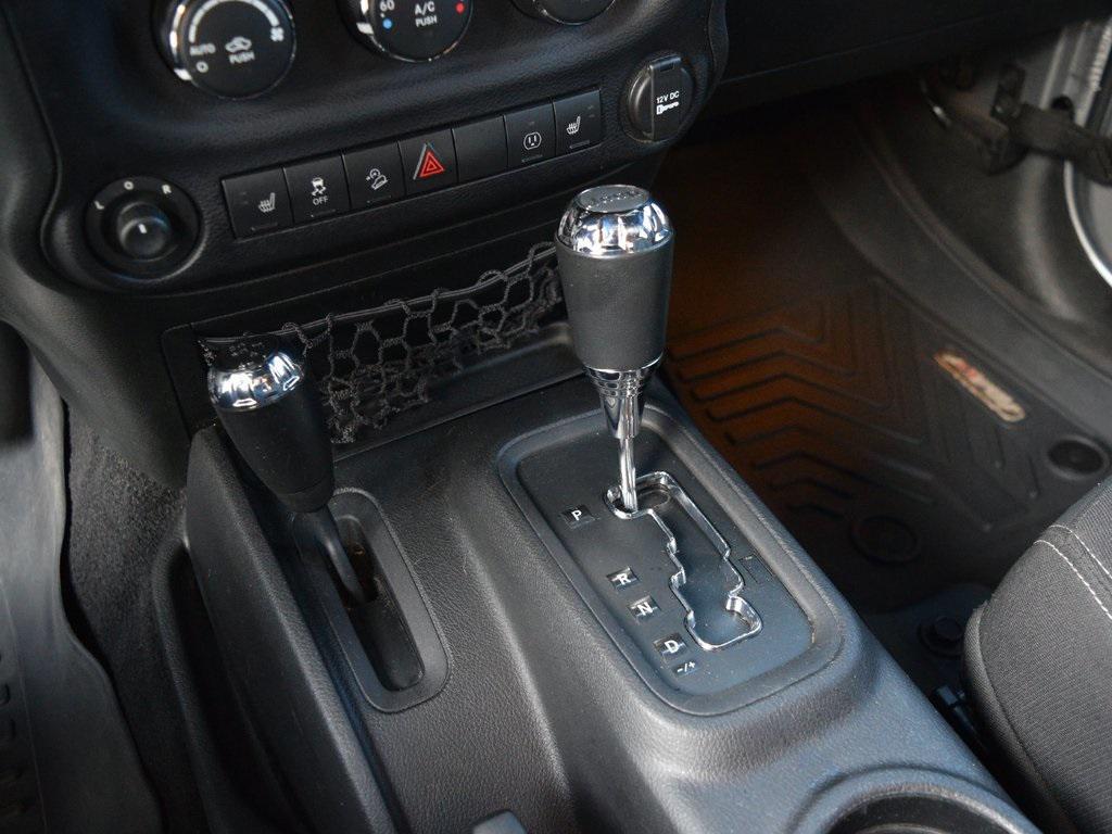 used 2015 Jeep Wrangler Unlimited car, priced at $18,899