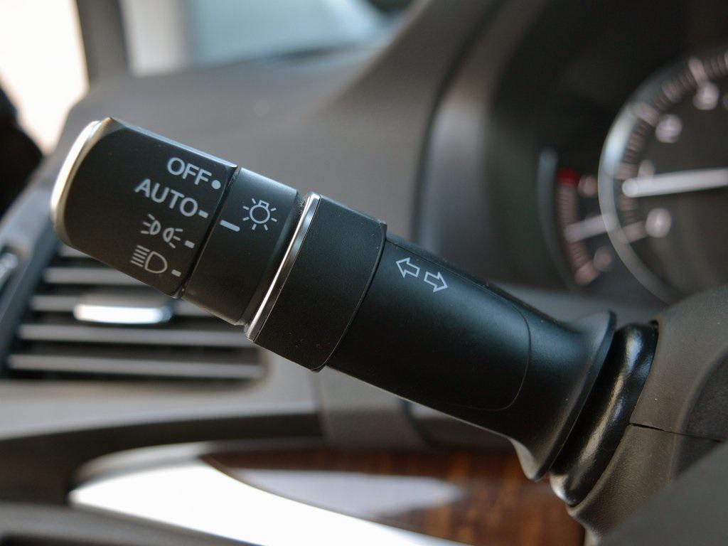 used 2018 Acura MDX car, priced at $18,790