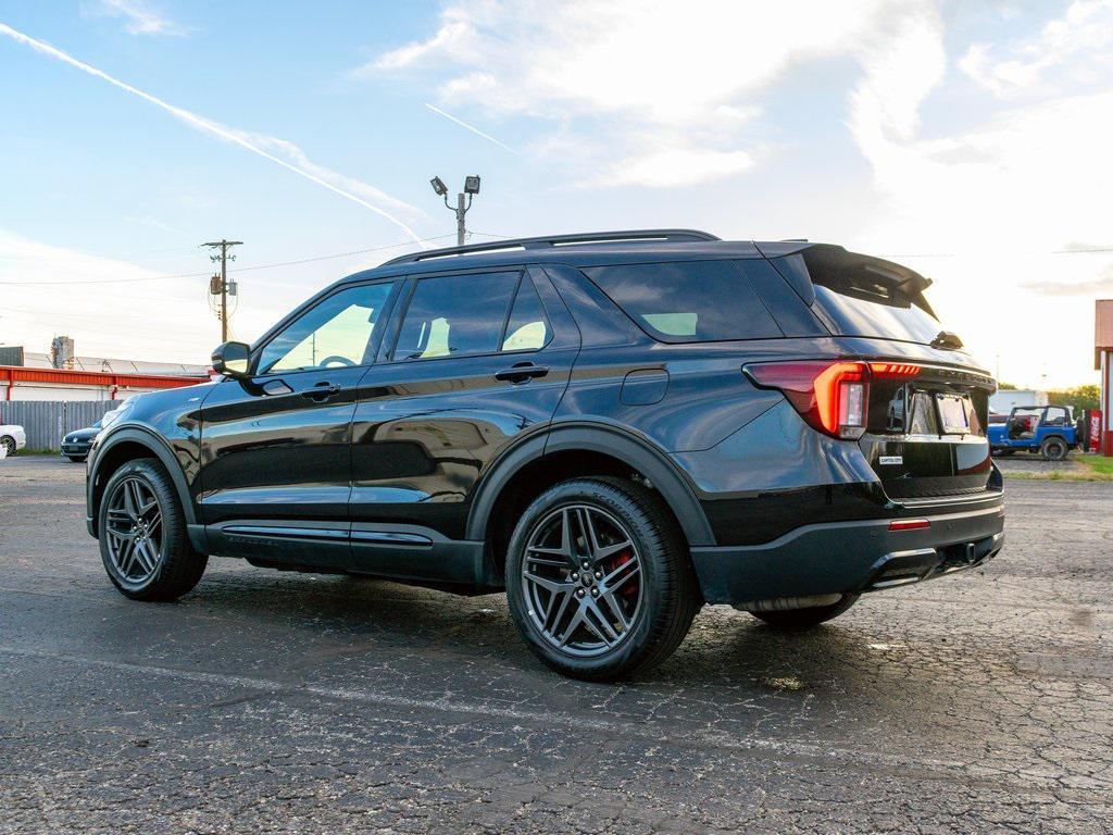 used 2025 Ford Explorer car, priced at $43,210