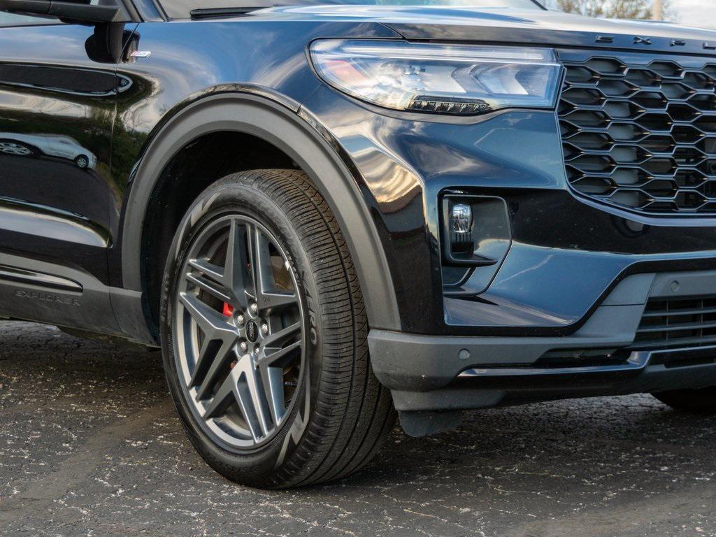used 2025 Ford Explorer car, priced at $43,210