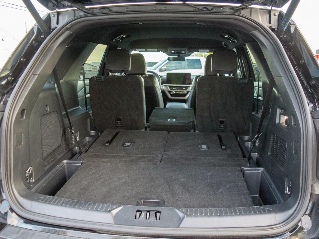 used 2025 Ford Explorer car, priced at $43,210