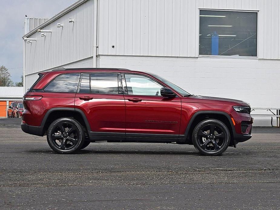 used 2023 Jeep Grand Cherokee car, priced at $37,199