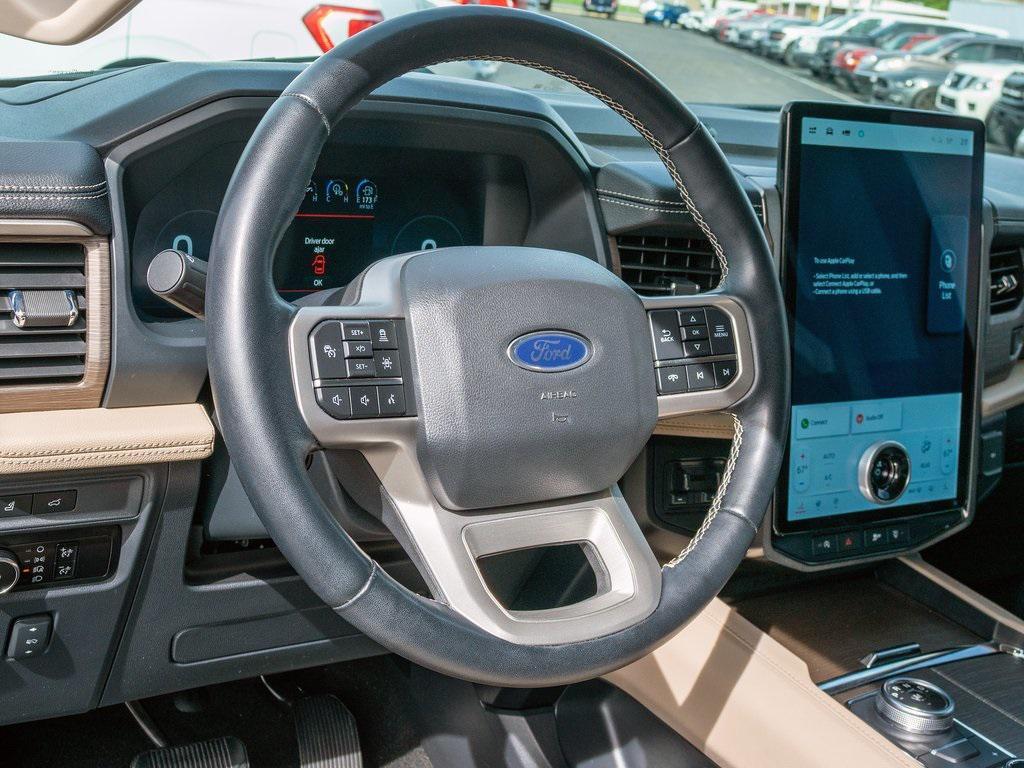used 2024 Ford Expedition car, priced at $59,446