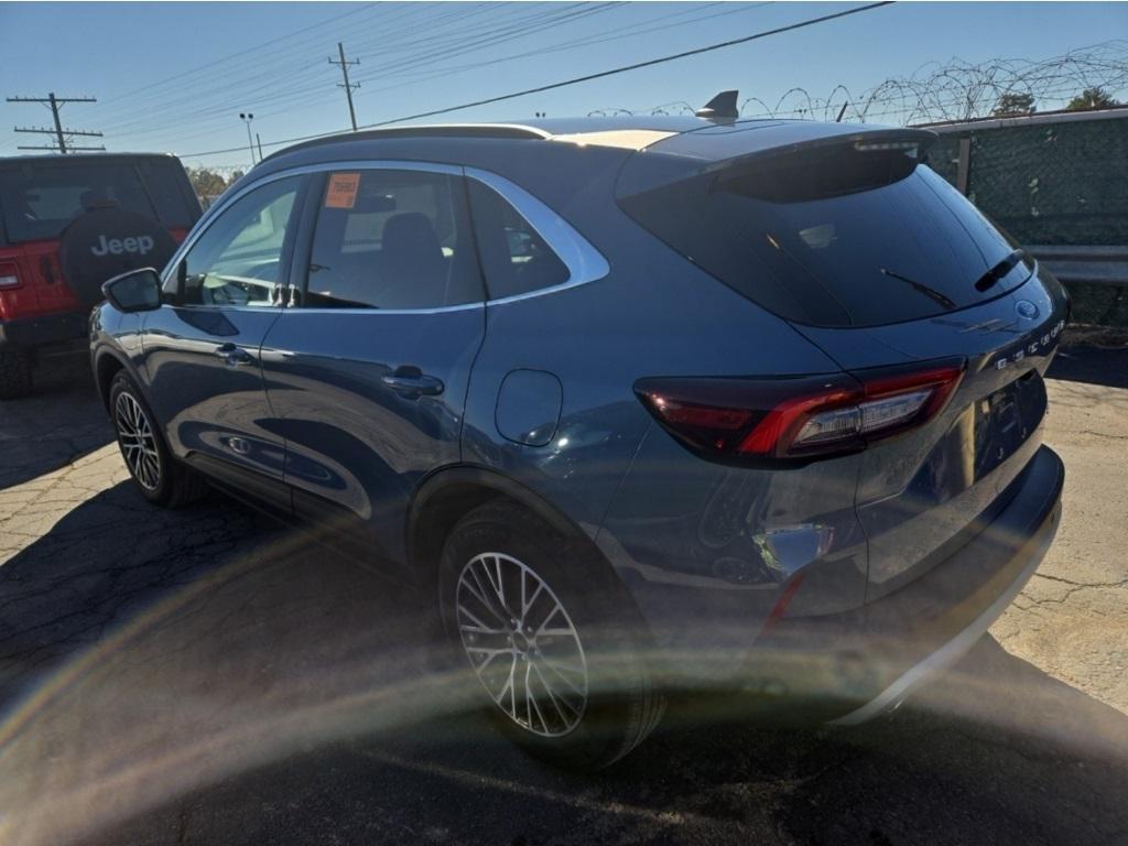 used 2023 Ford Escape PHEV car, priced at $26,789