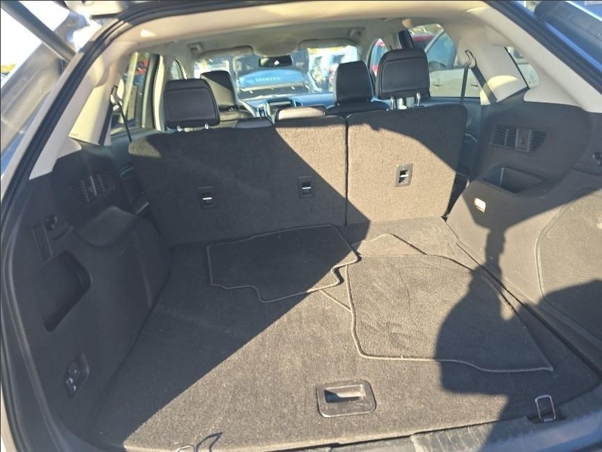 used 2024 Ford Edge car, priced at $29,878