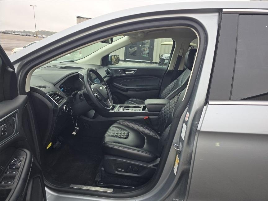 used 2024 Ford Edge car, priced at $29,878