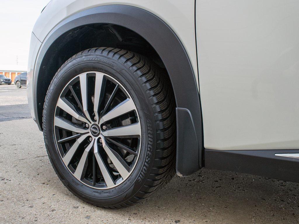 used 2024 Nissan Pathfinder car, priced at $39,488