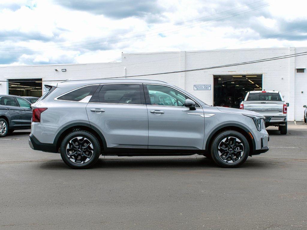 used 2024 Kia Sorento car, priced at $29,999