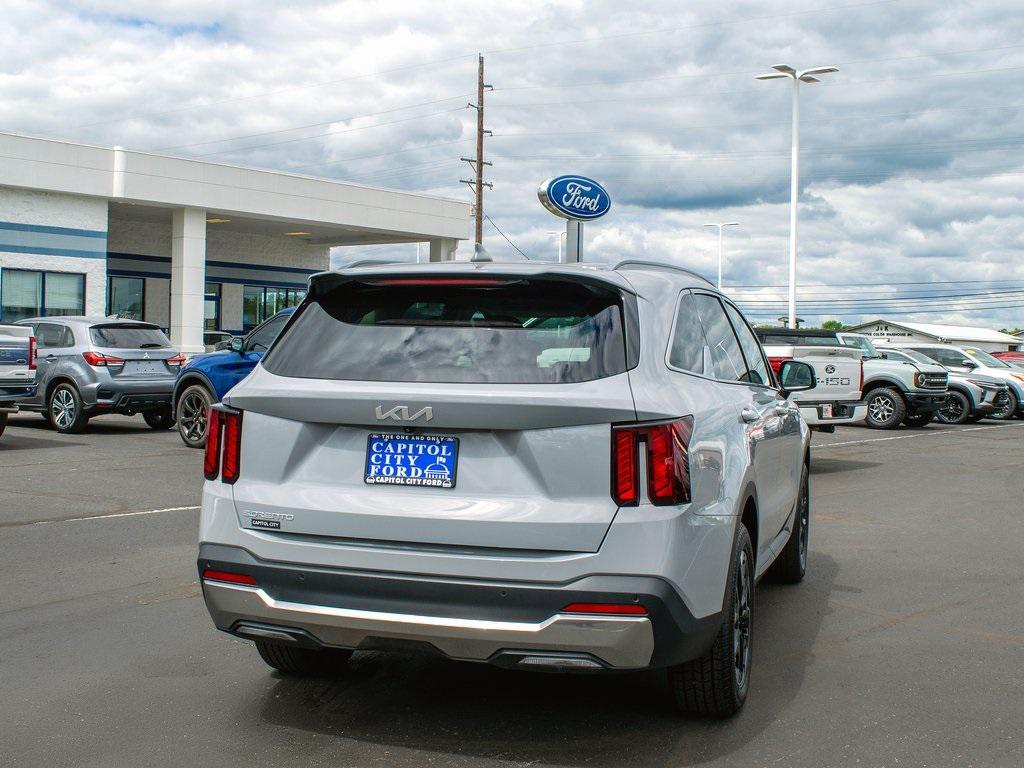 used 2024 Kia Sorento car, priced at $29,999