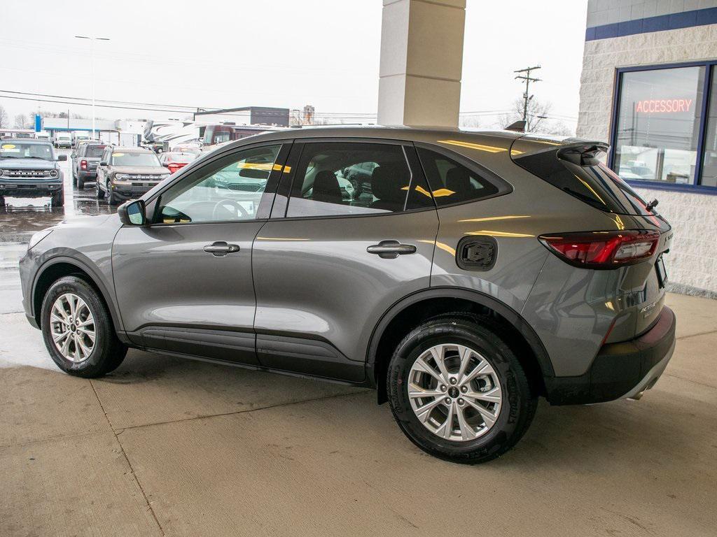 used 2025 Ford Escape car, priced at $24,269