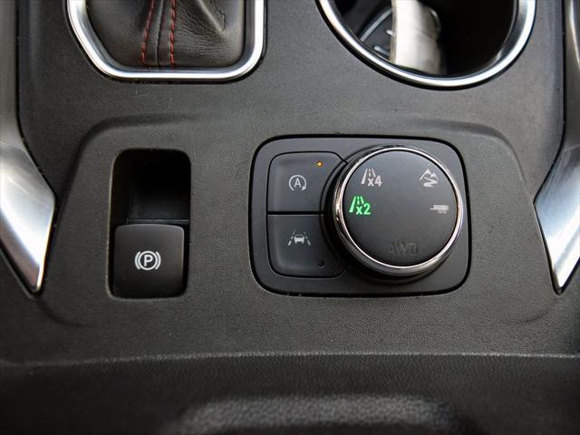 used 2022 Chevrolet Traverse car, priced at $33,988