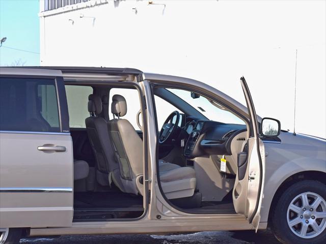 used 2013 Chrysler Town & Country car, priced at $8,996