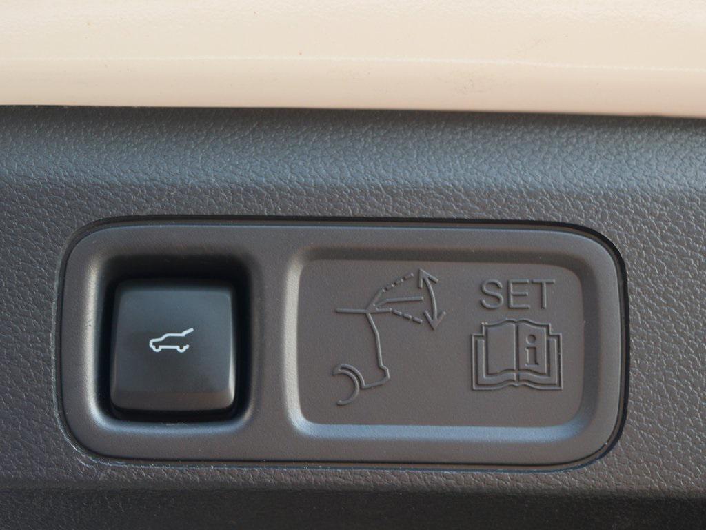 used 2024 Ford Expedition car, priced at $55,988