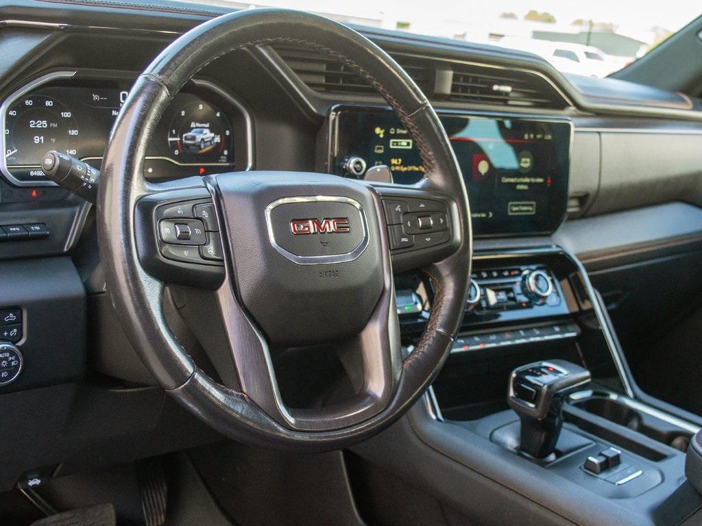 used 2022 GMC Sierra 1500 car, priced at $45,422