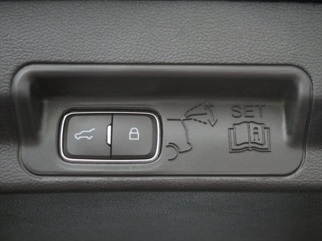 used 2022 Ford Explorer car, priced at $43,257