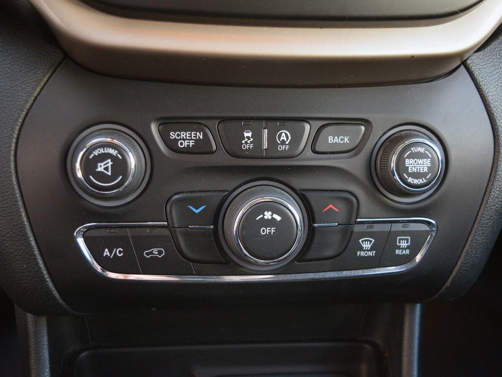 used 2016 Jeep Cherokee car, priced at $6,992