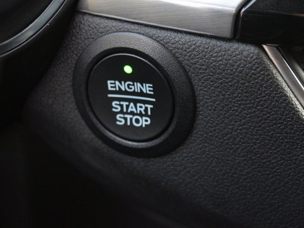 used 2022 Ford Escape car, priced at $22,664