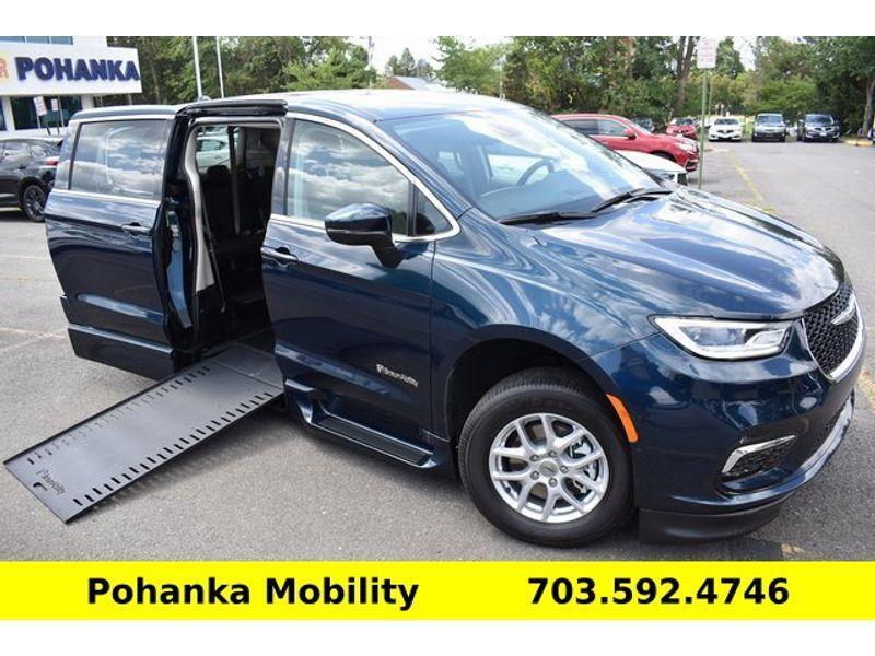 used 2023 Chrysler Pacifica car, priced at $82,629