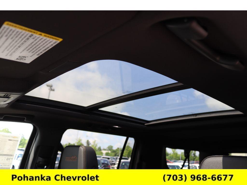 new 2025 Chevrolet Suburban car, priced at $95,585