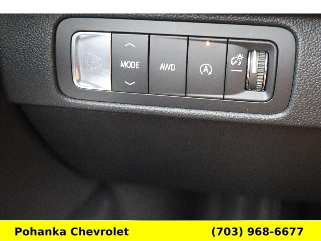 new 2026 Chevrolet Traverse car, priced at $46,507
