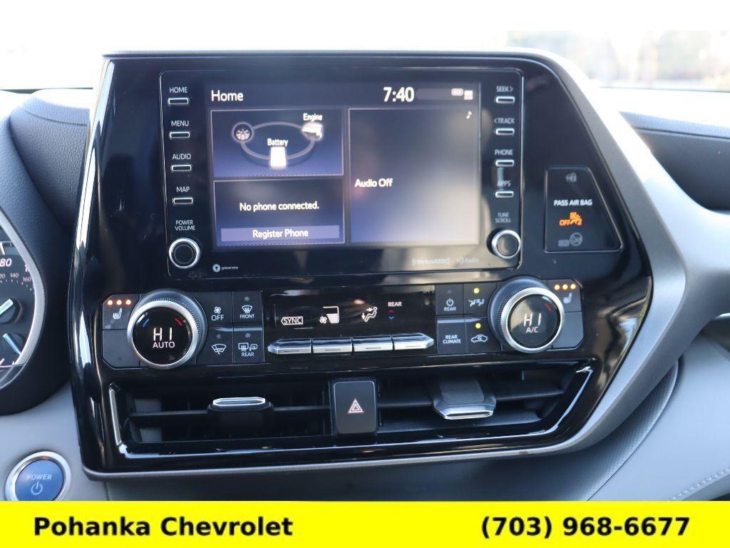 used 2021 Toyota Highlander Hybrid car, priced at $34,500