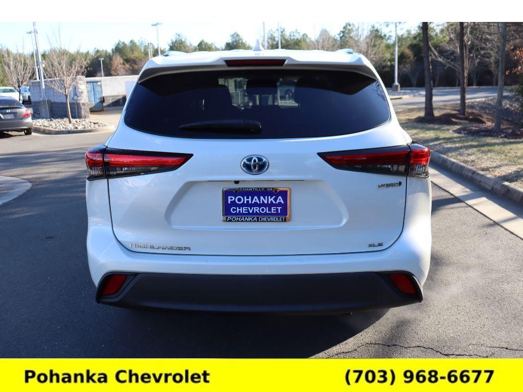 used 2021 Toyota Highlander Hybrid car, priced at $34,500