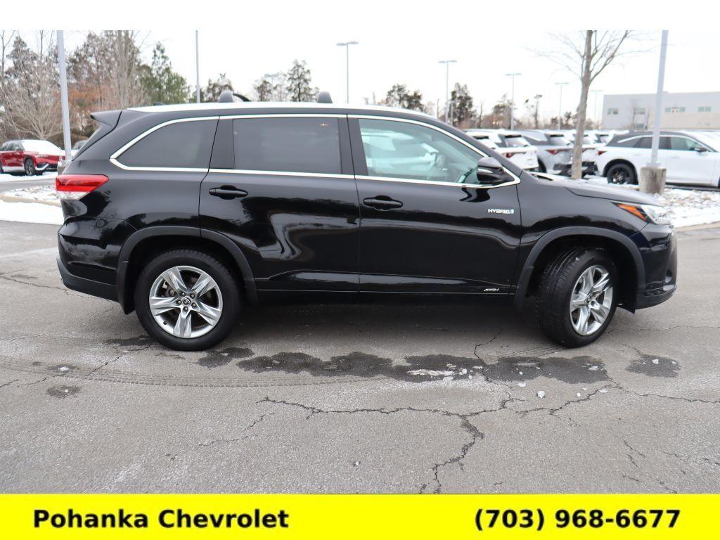 used 2019 Toyota Highlander Hybrid car, priced at $33,000