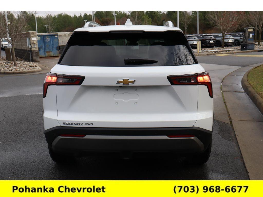 new 2025 Chevrolet Equinox car, priced at $32,199