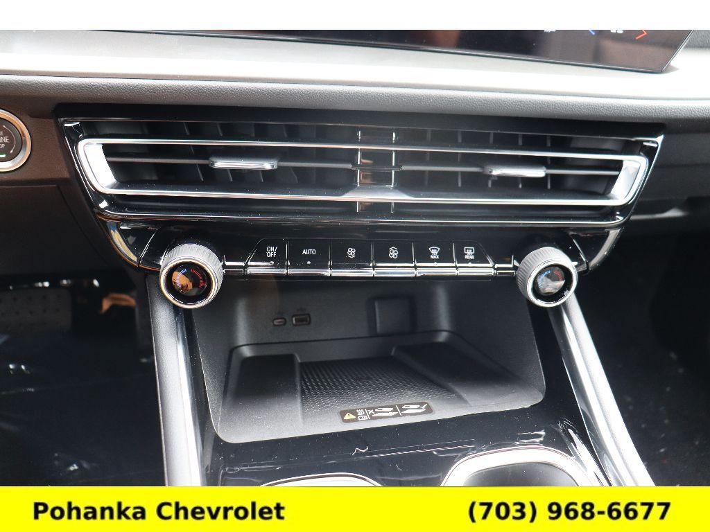 new 2025 Chevrolet Traverse car, priced at $43,782