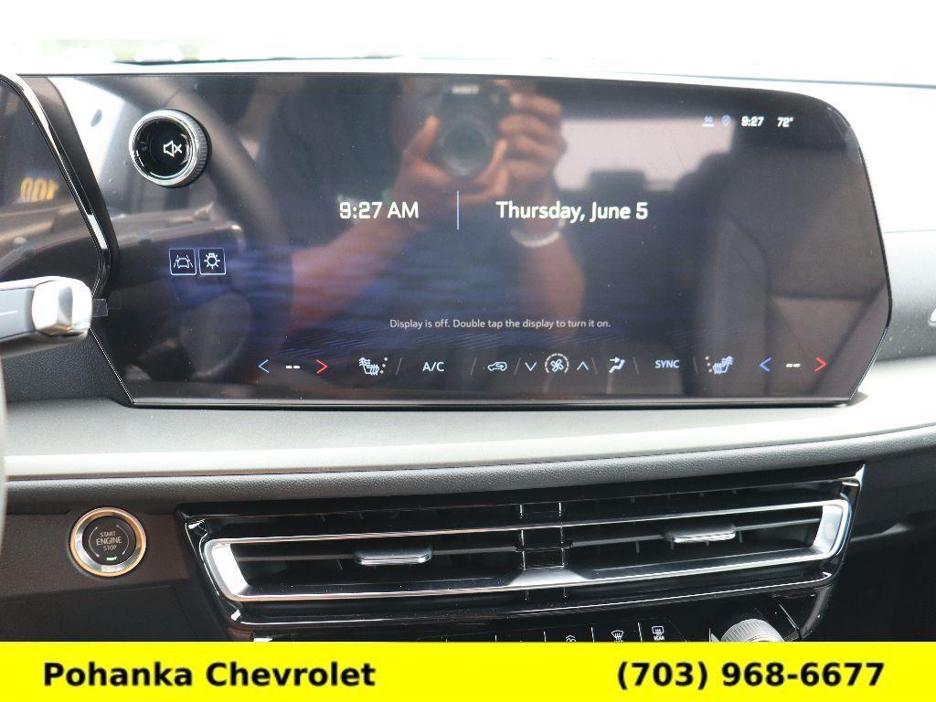 new 2025 Chevrolet Traverse car, priced at $43,782