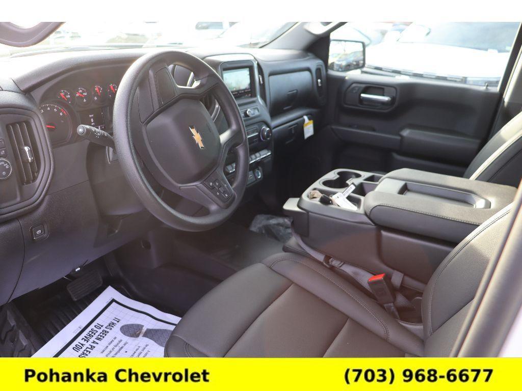 new 2024 Chevrolet Silverado 1500 car, priced at $39,995