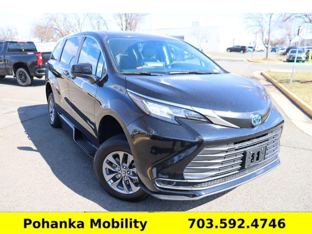 used 2022 Toyota Sienna car, priced at $65,999