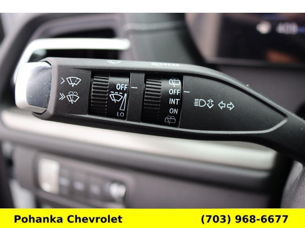 new 2025 Chevrolet Traverse car, priced at $44,495