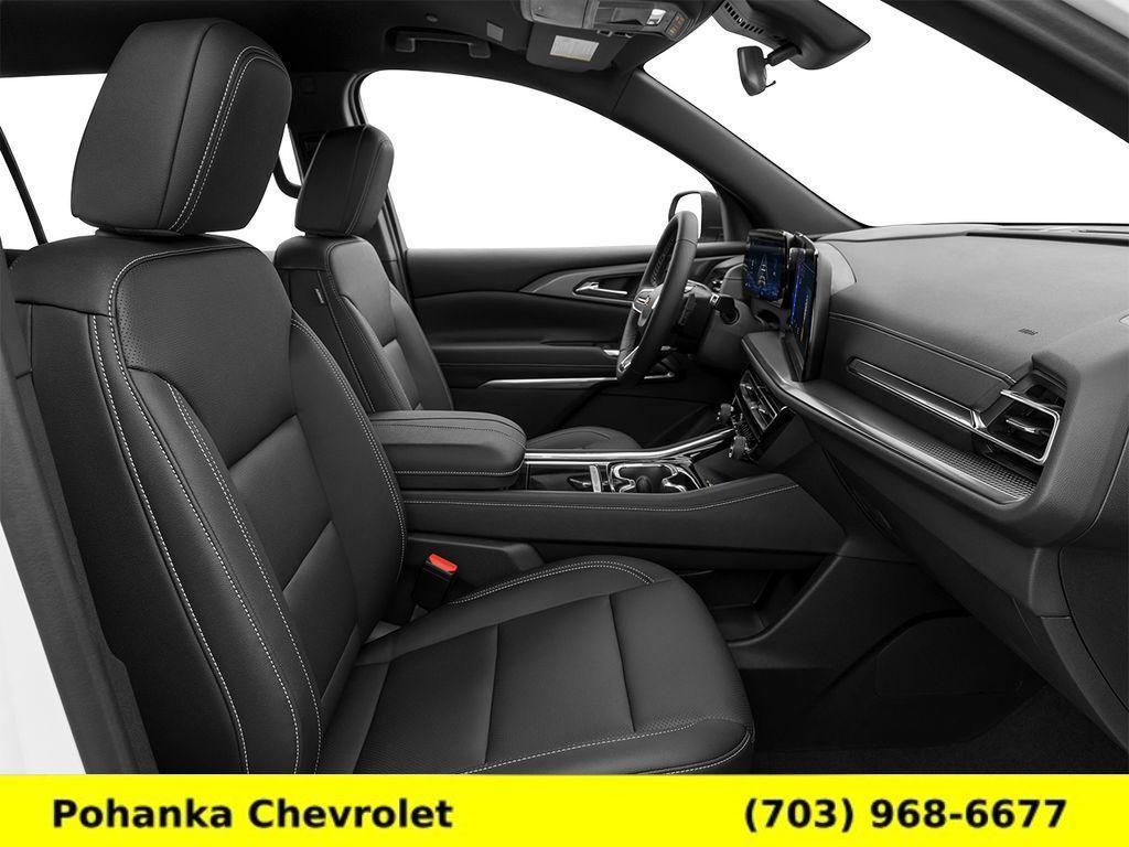new 2025 Chevrolet Traverse car